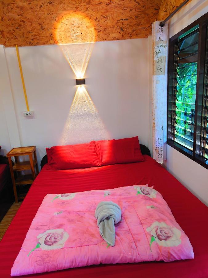 บ้านดินโฮมสเตย์ ปางอุ๋ง Ban Huai Makhuea Som Esterno foto